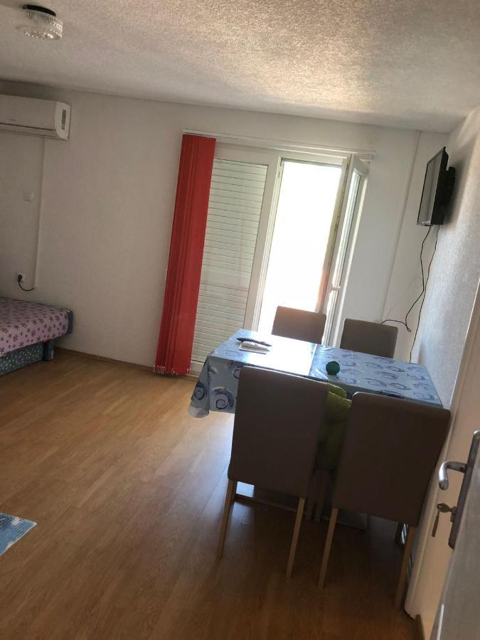 Senita's & Aparthotel Nin